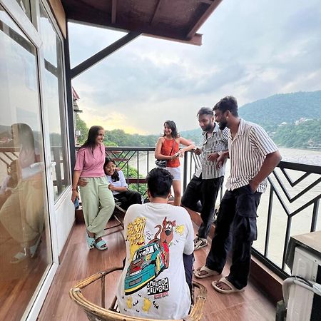 Joey'S By The Ganges Hostel Rishīkesh Exterior foto
