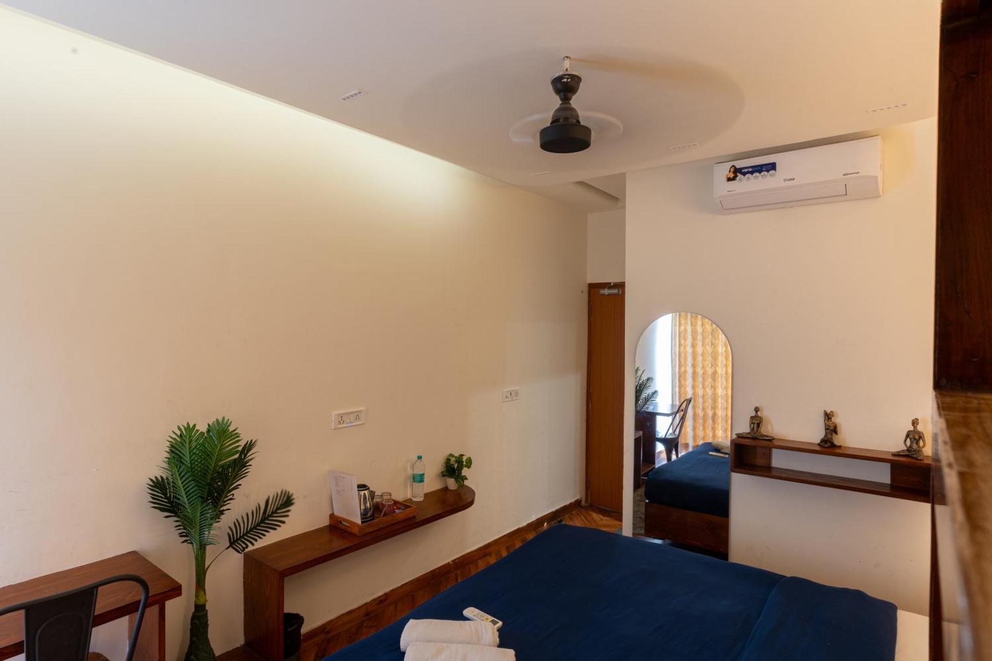 Joey'S By The Ganges Hostel Rishīkesh Exterior foto